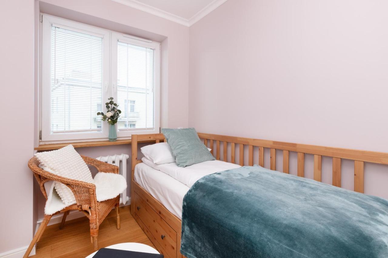 Cozy Pastel Two Bedroom Apartment In Central Gdynia By Noclegi Renters 外观 照片